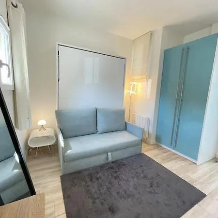 Neuf, Meuble Options Clim Et Parking *